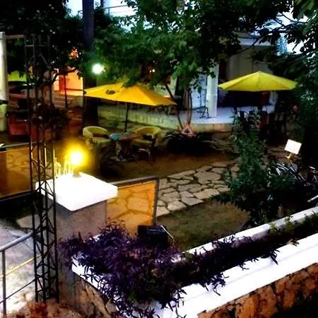 Role Street Hostel